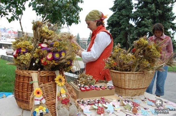 Як Луцьк відзначає Перший Спас або Маковія. ФОТО